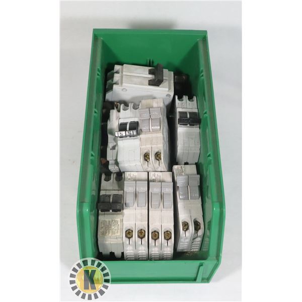 BOX OF ASSORTED CIRCUIT BREAKERS