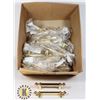 Image 1 : BOX OF 30 BRASS FINISH DRAWER PULLS