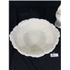 Image 2 : Vintage Classic Ceramic Wash Basin & Jug