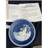 Image 7 : Lot of 3 Vintage Bradford Exchange Cameo Collectors Plates in Box