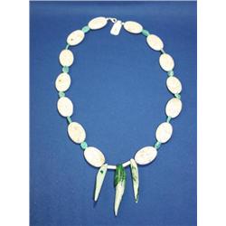 Green Howlite & Coral necklace