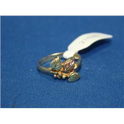 10K Lds Black Hills Gold Fashion Ring Size 6-1/2
