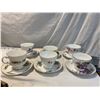 Image 1 : Tea cups and saucers