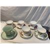 Image 1 : Tea cups and saucers