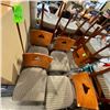 Image 1 : Set of 4 chairs