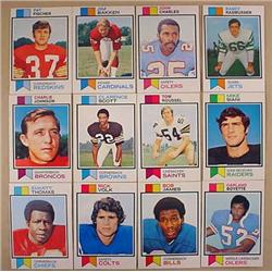 LOT OF 12 1973 TOPPS FOOTBALL CARDS