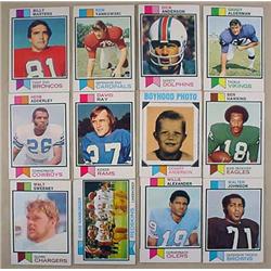 LOT OF 12 1973 TOPPS FOOTBALL CARDS