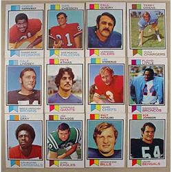 LOT OF 12 1973 TOPPS FOOTBALL CARDS