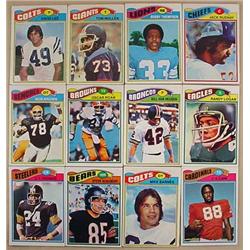 LOT OF 12 1977 TOPPS FOOTBALL CARDS