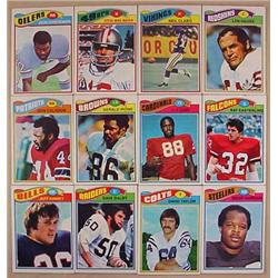 LOT OF 12 1977 TOPPS FOOTBALL CARDS