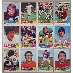LOT OF 12 1975 TOPPS FOOTBALL CARDS