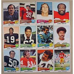 LOT OF 12 1975 TOPPS FOOTBALL CARDS
