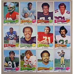 LOT OF 12 1975 TOPPS FOOTBALL CARDS