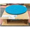 Image 1 : CASE OF FIVE 19" BLUE CLEANER PADS 175-600 RPM