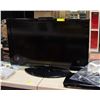 Image 1 : TOSHIBA 40" FLATSCREEN TV W/ REMOTE