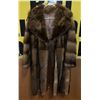 Image 1 : ESTATE MINK WITH RACOON COLLAR 3/4 LENGTH VINTAGE