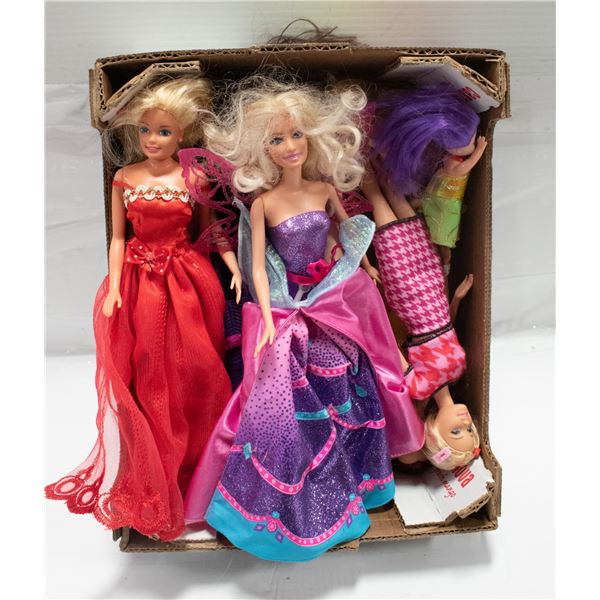 LOT OF BARBIE DOLLS