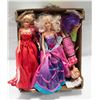Image 1 : LOT OF BARBIE DOLLS