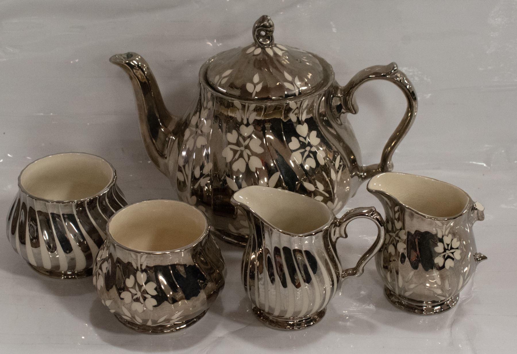 Sadler Tea Set SADLER TEA SET, SADLER CREAM AND SUGAR