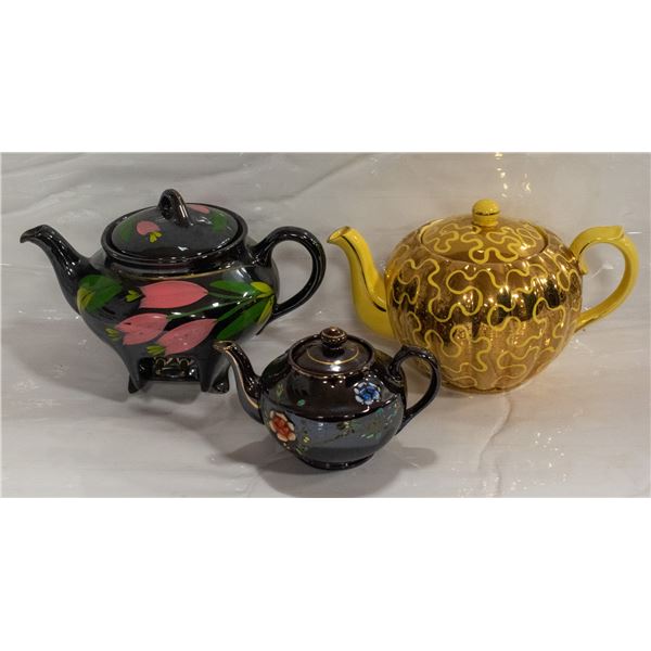 3 VINTAGE TEAPOTS