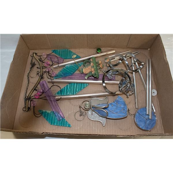 FLAT OF ASSORTED WIND CHIMES