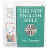 Image 1 : LOT WITH 1961 THE NEW ENGLISH BIBLE AND BOTTLE OF