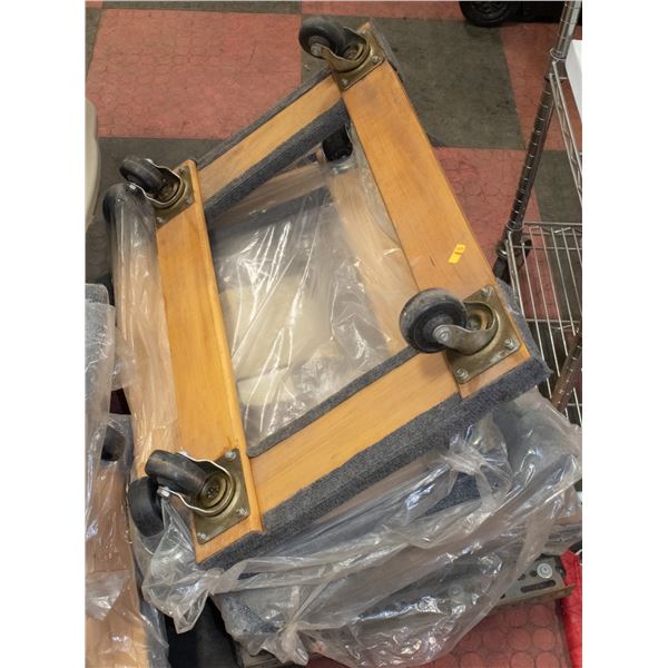 APPROX. 4 PLATFORM DOLLYS