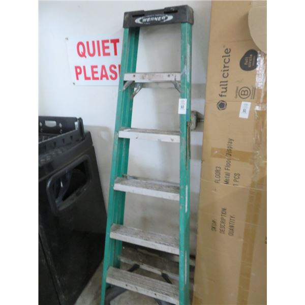 Werner 6' Fiberglass Stepladder