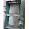 Image 2 : Werner 6' Fiberglass Stepladder