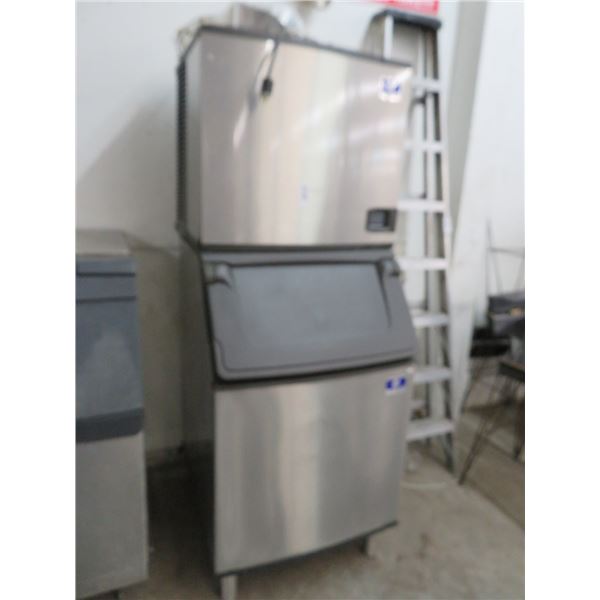 Manitowoc 900 Lb. Cap Ice Machine w/Manual