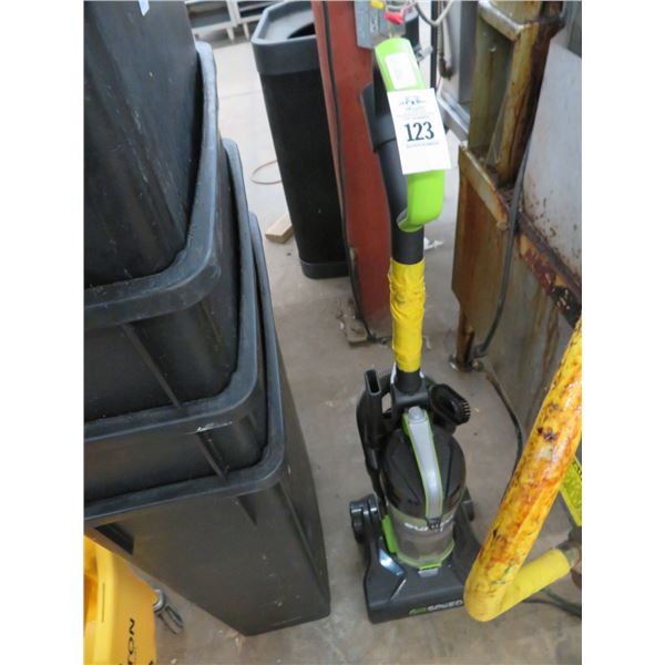 Eureka Vac.