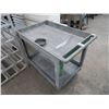 Image 1 : Rubbermaid 2 Shelf Cart