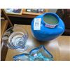 Image 2 : Vases and Arty Glass Dish