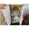 Image 1 : Collector Porcelain Doll