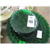 Image 2 : Green Dishes, Etched Stone, Cups/Saucers, Décor