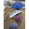 Image 2 : Art Glass Dolphin/Paper Weights/Bowl
