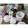 Image 2 : Vases, Collectibles and Décor