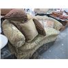 Image 1 : Green Floral Fabric Sofa