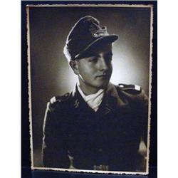 LARGE WW2 NAZI GERMAN PORTRAIT PHOTO OF AN SS SOLD
