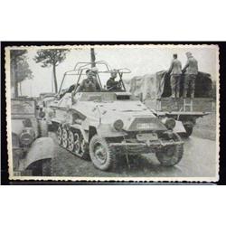WW2 NAZI GERMAN ARCHIVES PHOTO OF SOLDIERS, TANK, 
