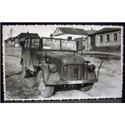 WW2 NAZI GERMAN ARCHIVES PHOTO OF SOLDIERS IN TRUC
