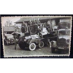 WW2 NAZI GERMAN ARCHIVES PHOTO OF SOLDIERS STANDIN