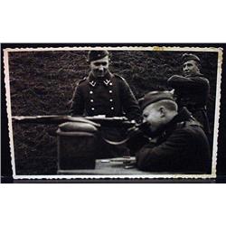 WW2 NAZI GERMAN ARCHIVES PHOTO OF SOLDIERS - 1 AIM