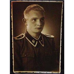 LARGE WW2 NAZI GERMAN PORTRAIT PHOTO OF AN SS SOLD