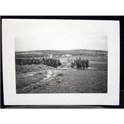 WW2 NAZI GERMAN PHOTO OF SOLDIERS POSING IN FIELD