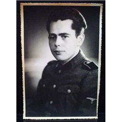 LARGE WW2 NAZI GERMAN PORTRAIT PHOTO OF AN SS SOLD