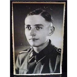 LARGE WW2 NAZI GERMAN PORTRAIT PHOTO OF AN SS OFFI