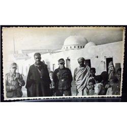 WW2 NAZI GERMAN ARCHIVES PHOTO OF SOLDIERS W/ POSS