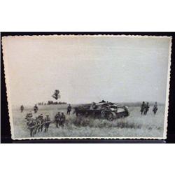WW2 NAZI GERMAN ARCHIVES PHOTO OF A TANK AND SOLDI