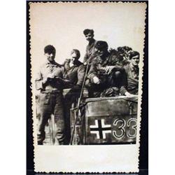 WW2 NAZI GERMAN ARCHIVES PHOTO OF SOLDIERS - This 